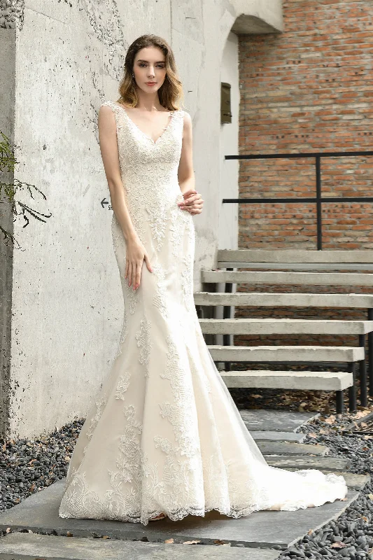 Exclusive Access Mermaid Ivory V neck Lace Corset Wedding Dresses with Ruffless Train Gowns Exclusive Access Mermaid Ivory V neck Lace Corset Wedding Dresses with Ruffless Train Gowns